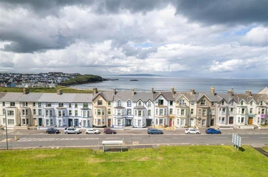 1 Dunluce Park - Portrush By The Sea Apartment Exterior photo