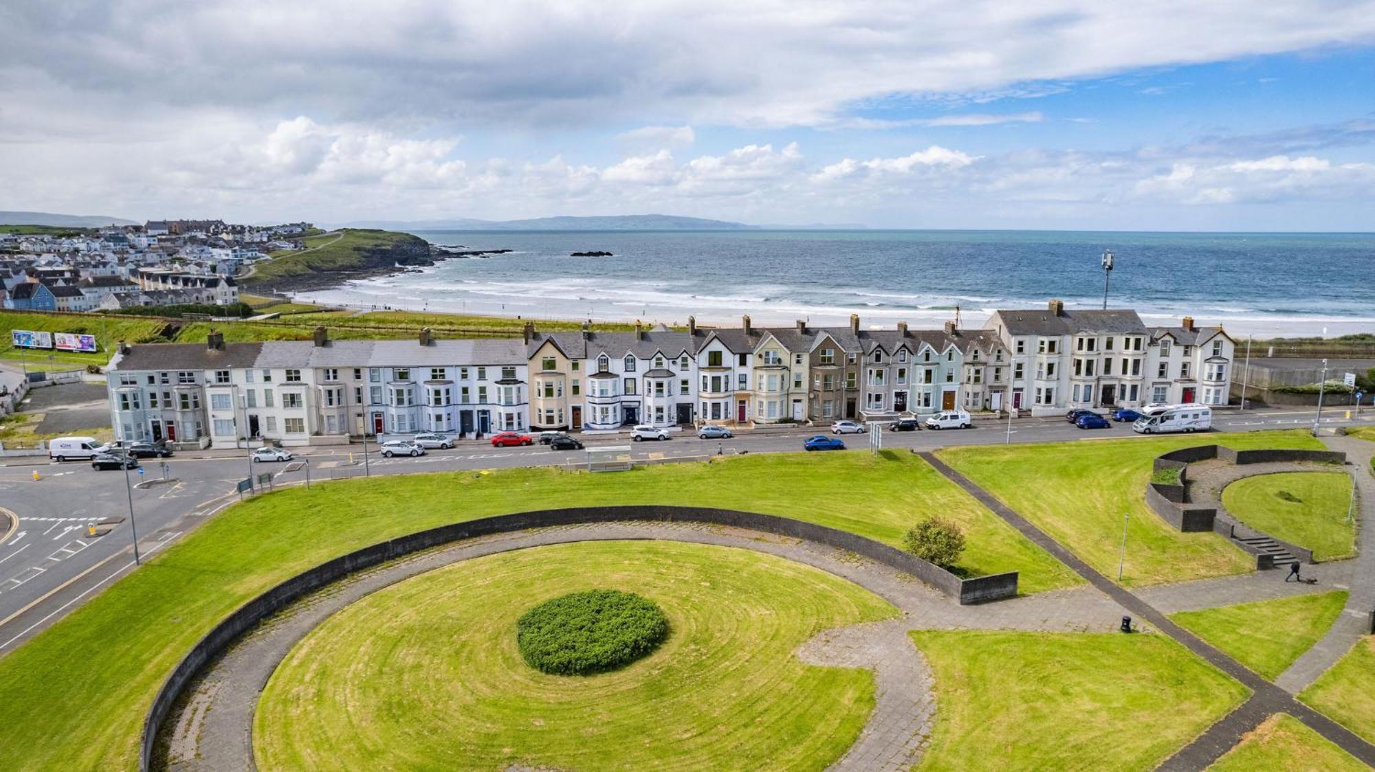 1 Dunluce Park - Portrush By The Sea Apartment Exterior photo
